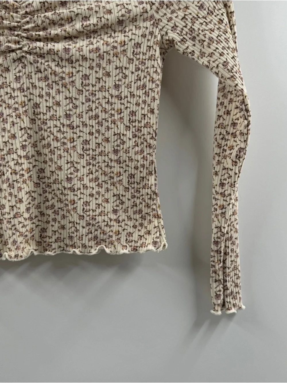 RSQ Floral Ribbed Long Sleeve Top – Women’s XS - Picture 3 of 8